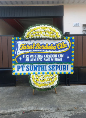 Papan Bunga Duka di Junti
